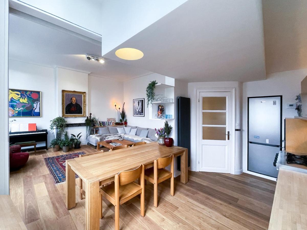 Appartement Spacieux & Calme Avec Vue Sur L'Escaut トゥルネー エクステリア 写真