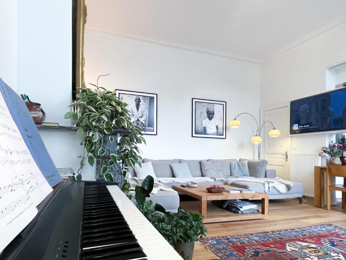 Appartement Spacieux & Calme Avec Vue Sur L'Escaut トゥルネー エクステリア 写真